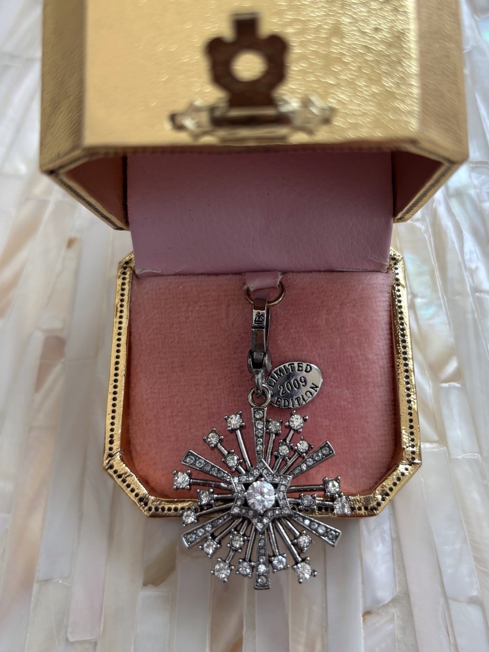 NWT Juicy Couture Vintage Limited Edition Snowflake Charm